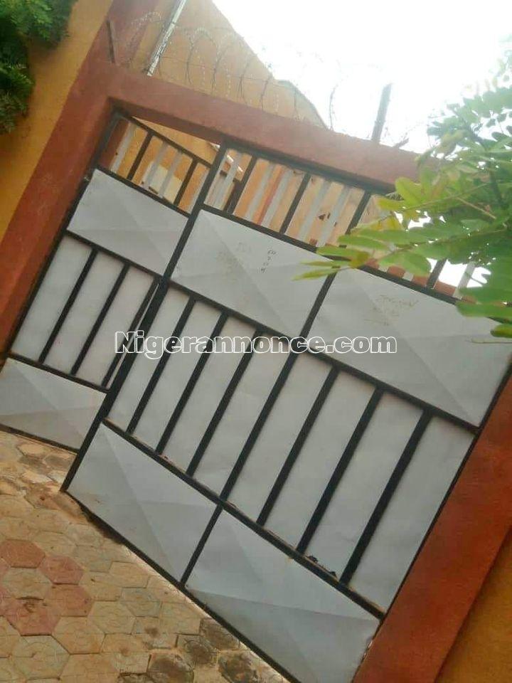 Maison Nouvelle 3 chambres salon | Niger annonce