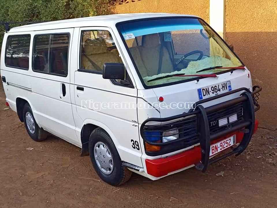 Hiace 19 places | Niger annonce