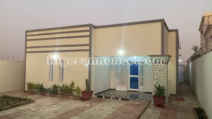maison construite sur une superficie de 300m2 | Niger annonce