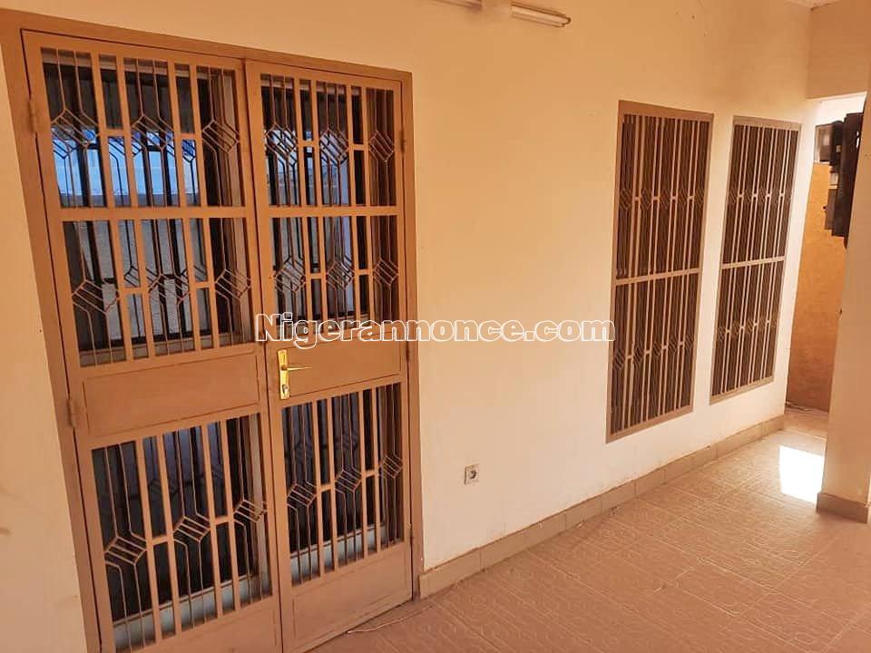 Maison à louer derrière Centre aeré | Niger annonce