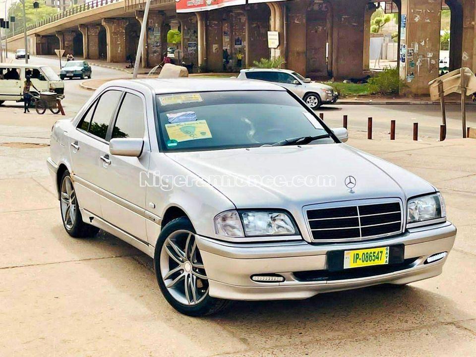 Mercedes Benz boite manuelle - gris | Niger annonce
