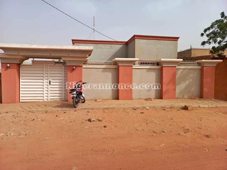 Vente d'une maison vers référence | Niger annonce