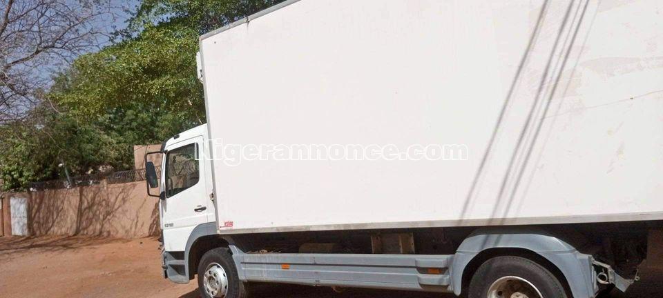 10 tonnes Mercedes actross | Niger annonce