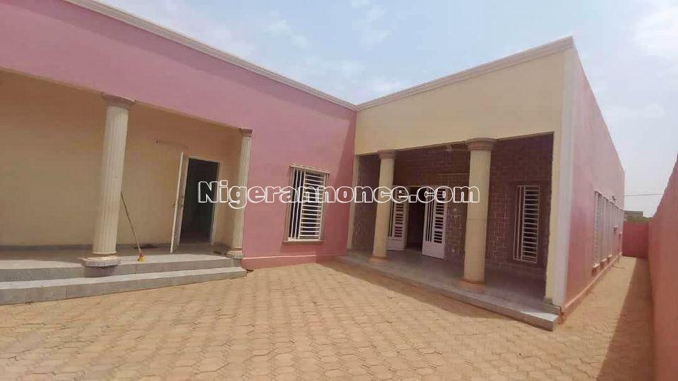 Villa à louer 3 chambres salons avec dépendance | Niger annonce