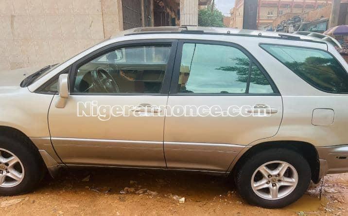 Lexus 300 à vendre | Niger annonce